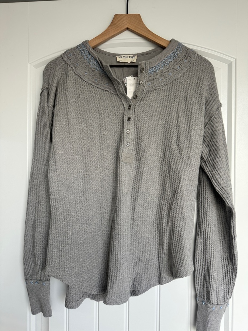 We The Free Men's Light Gray Waffle-Knit Henley Sweater